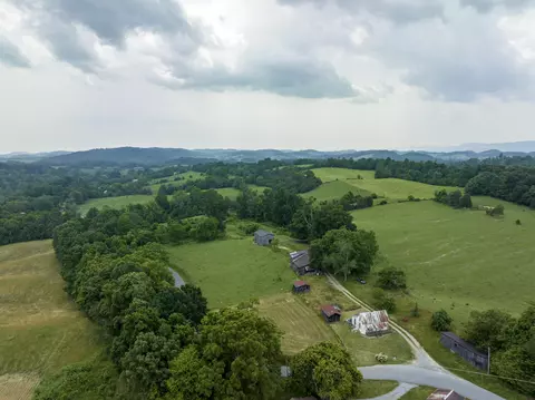 365 366 Butchertown Road Fall Branch Tn 37656, Fall Branch, TN 37656 photo 42