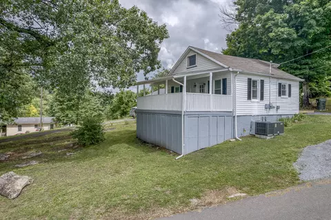 211 Boone Street, Bristol, VA 24201