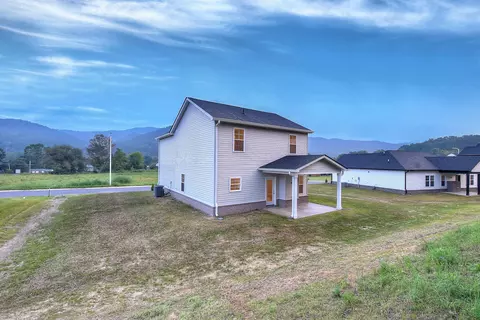 102 Ervin Loop Erwin Tn 37650, Erwin, TN 37650 photo 47