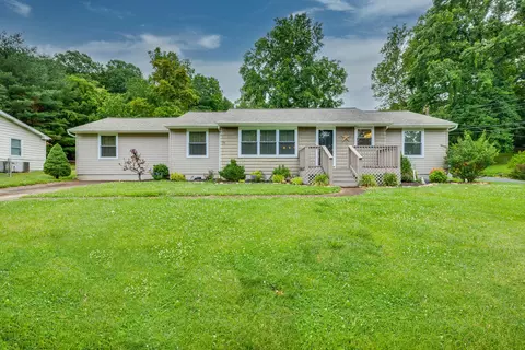 2300 Inglewood Drive Kingsport Tn 37664, Kingsport, TN 37664