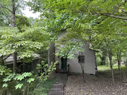 601 Lake Drive Piney Flats Tn 37686, Piney Flats, TN 37686