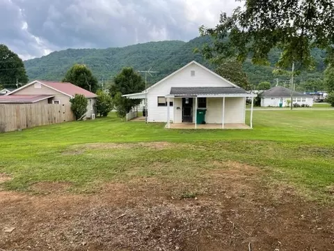 942 N Elm Avenue Erwin Tn 37650, Erwin, TN 37650 photo 5
