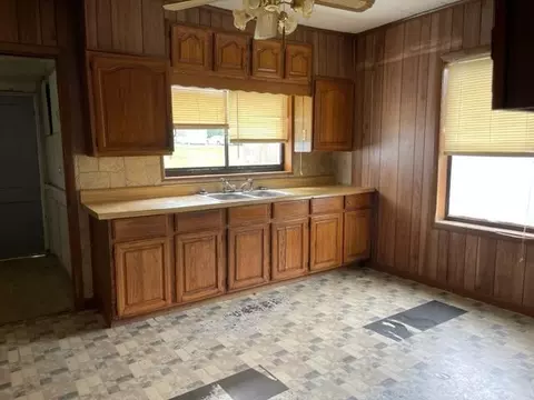 942 N Elm Avenue Erwin Tn 37650, Erwin, TN 37650 photo 11