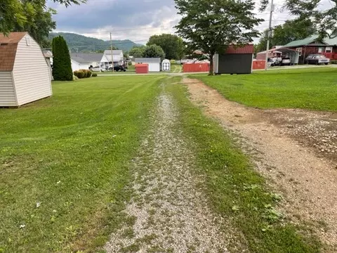 942 N Elm Avenue Erwin Tn 37650, Erwin, TN 37650 photo 4