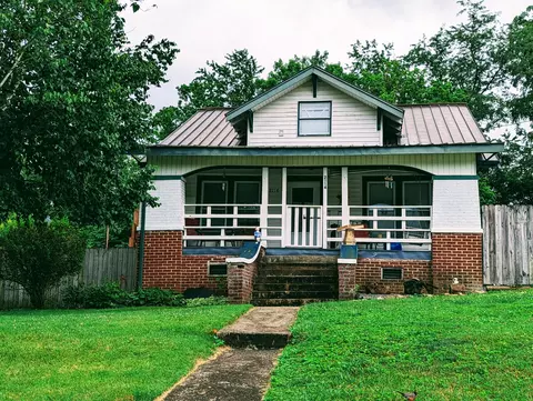2114 Avon Street Big Stone Gap Va 24219, Big Stone Gap, VA 24219