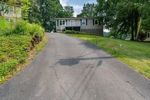 178 Village Lane Gray Tn 37615, Gray, TN 37615