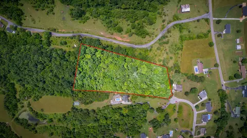 000 Lola Mere Drive Kingsport Tn 37660, Kingsport, TN 37660