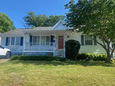 2024 Woodbine Street Kingsport Tn 37660, Kingsport, TN 37660
