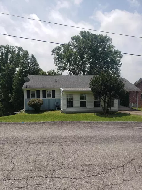 1325 Mcgregor Drive Kingsport Tn 37660, Kingsport, TN 37660