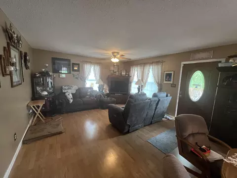 196 E Central Bristol Tn 37620, Bristol, TN 37620 photo 9