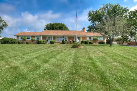 813 Gray Station Road Gray Tn 37615, Gray, TN 37615