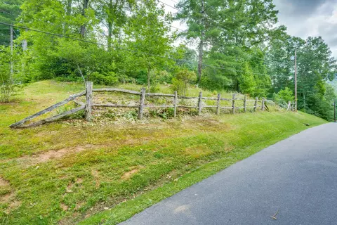 tbd Cherokee Circle Erwin Tn 37650, Erwin, TN 37650