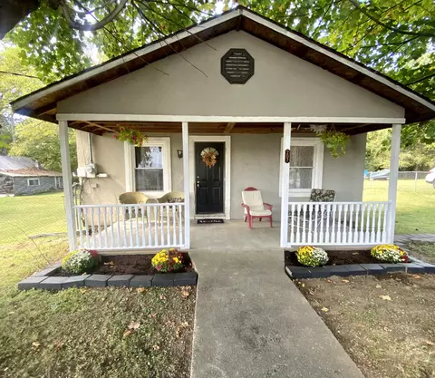 207 Jackson Avenue Erwin Tn 37650, Erwin, TN 37650