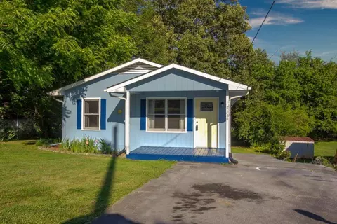 2534 Park Avenue Johnson City Tn 37601, Johnson City, TN 37601