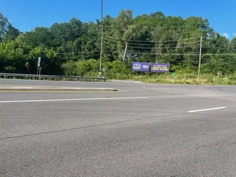 13231385 Island Road Bristol Va 24201, Bristol, VA 24201