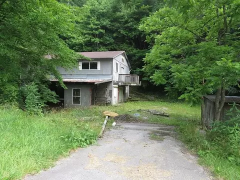 9204 Mill Creek Road Pound Va 24279, Pound, VA 24279