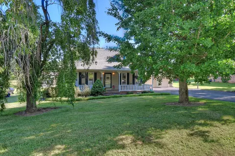 111 Chelsea Drive Erwin Tn 37650, Erwin, TN 37650 photo 3