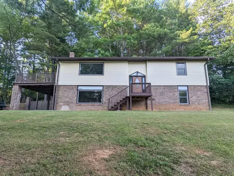 233 Cherokee Circle Erwin Tn 37650, Erwin, TN 37650