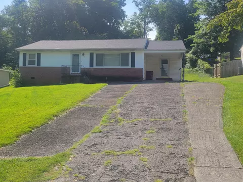 207 Pioneer Avenue Johnson City Tn 37604, Johnson City, TN 37604