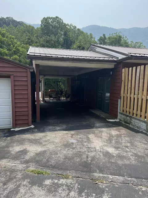 1210 Irondale Road Big Stone Gap Va 24219, Big Stone Gap, VA 24219 photo 44