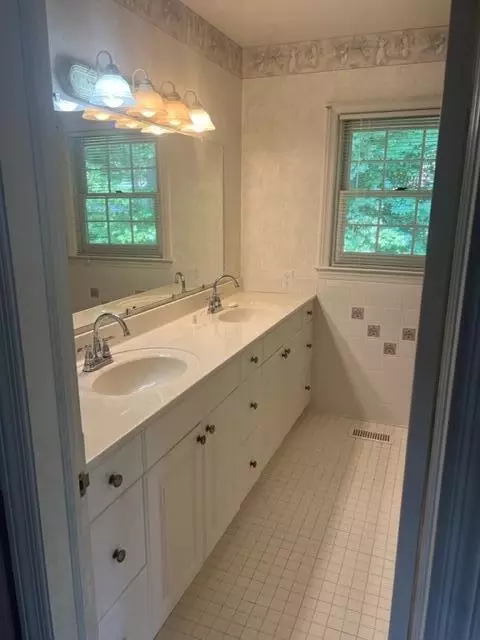 523 New Avenue Erwin Tn 37650, Erwin, TN 37650 photo 9