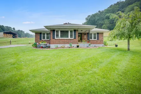 1001 Sugar Hollow Drive, Bristol, TN 37620