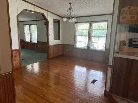 558 Harm Ridge Coeburn Va 24230, Coeburn, VA 24230 photo 6