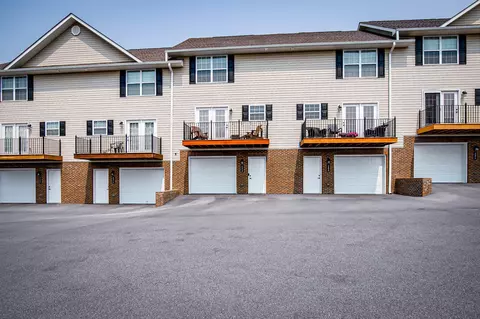 692 Grays Pointe Court Johnson City Tn 37615, Johnson City, TN 37615