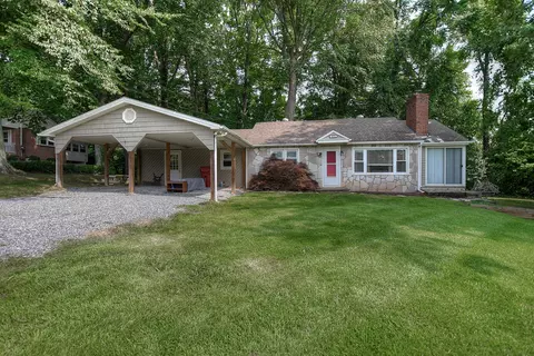 3124 W Walnut Street Johnson City Tn 37604, Johnson City, TN 37604