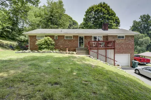 425 Omaha Road Bristol Va 24201, Bristol, VA 24201