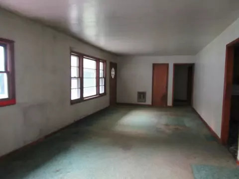 1300 Edgewood Street Johnson City Tn 37604, Johnson City, TN 37604 photo 8