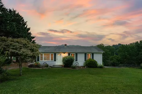 405 Columbia Avenue, Marion, VA 24354