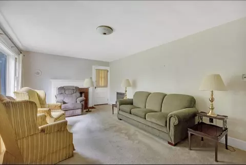 100 Hemlock Lane Bristol Tn 37620, Bristol, TN 37620 photo 4