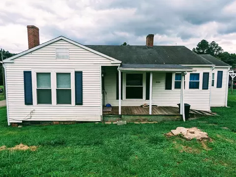 800 W Main Clintwood Va 24228, Clintwood, VA 24228