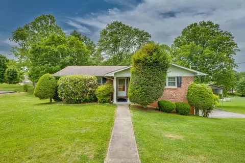 340 Springfield Dr Bristol Tn 37620, Bristol, TN 37620