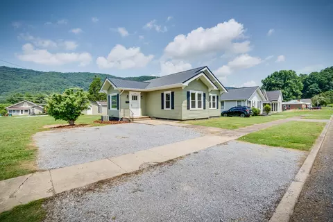 709 Maple Avenue Erwin Tn 37650, Erwin, TN 37650 photo 2