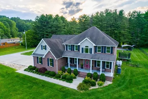 Exterior - 6822 Sandpiper Rd Road Wise Va 24293, Wise, VA 24293 photo 2 of 29