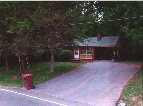 1506 SW Avenue Johnson City Tn 37604, Johnson City, TN 37604