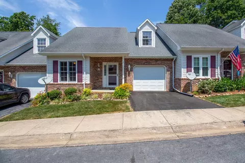 30 Cherokee Ridge Court 30 Johnson City Tn 37604, Johnson City, TN 37604