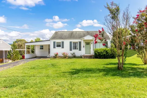 1005 Harding Avenue Johnson City Tn 37604, Johnson City, TN 37604