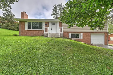 105 Crestwood Road Bristol Tn 37620, Bristol, TN 37620