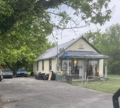 852 S Austin Springs Road Johnson City Tn 37601, Johnson City, TN 37601