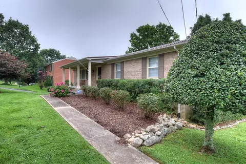 138 Judson Drive Johnson City Tn 37615, Johnson City, TN 37615 photo 3