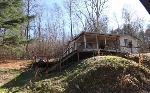 145 Earl Taylor Road Elizabethton Tn 37643, Elizabethton, TN 37643