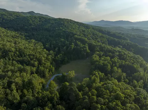 154 Earl Taylor Road Elizabethton Tn 37643, Elizabethton, TN 37643