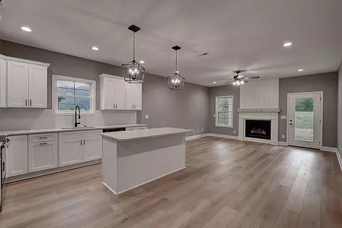 122 Ervin Loop Erwin Tn 37650, Erwin, TN 37650 photo 18