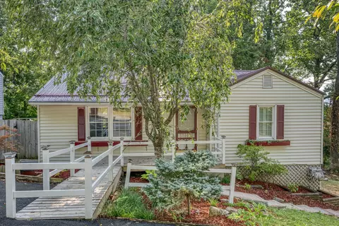 608 12 N Barton Street Johnson City Tn 37604, Johnson City, TN 37604