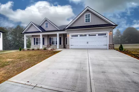 124 Ervin Loop Erwin Tn 37650, Erwin, TN 37650 photo 3