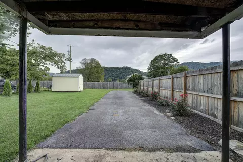 407 S Main Avenue Erwin Tn 37650, Erwin, TN 37650 photo 36