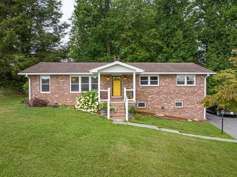 16310 Woodcliffe Drive Abingdon Va 24210, Abingdon, VA 24210